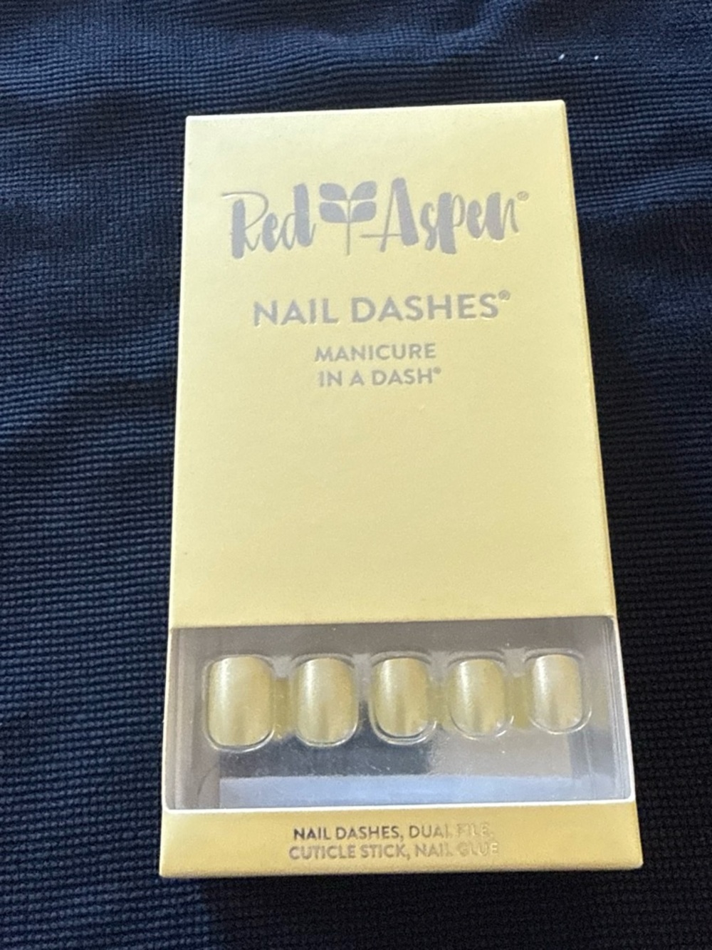 Yellow Nail Dashes - Ready-to-Apply Manicure